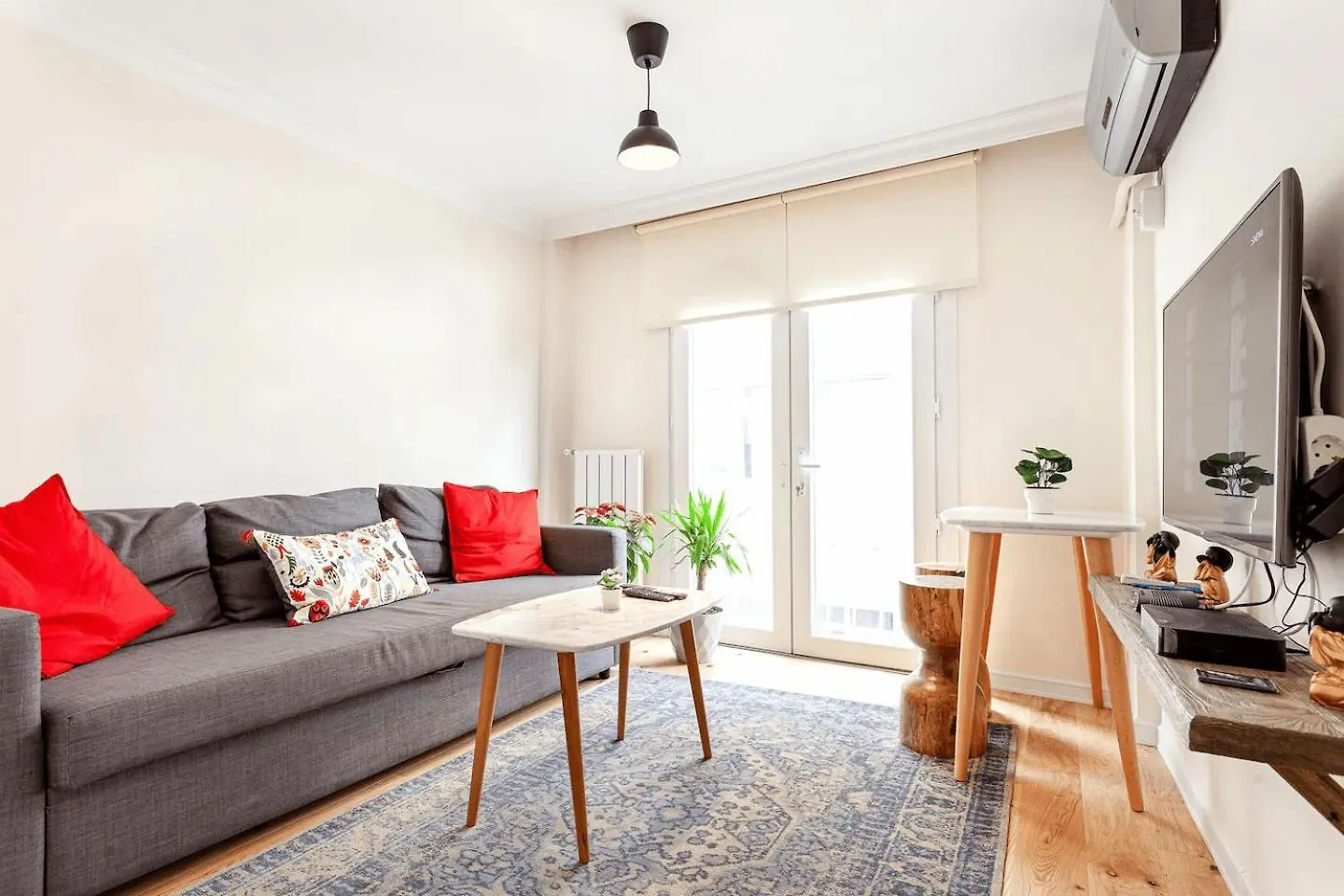 Cozy 2-Bedroom Apartment Istambul 0*,  Turquia
